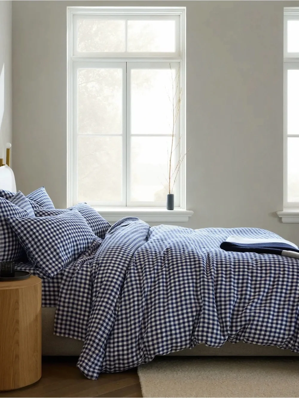 European Linen Navy Gingham Twin Duvet Set - Retail $154
